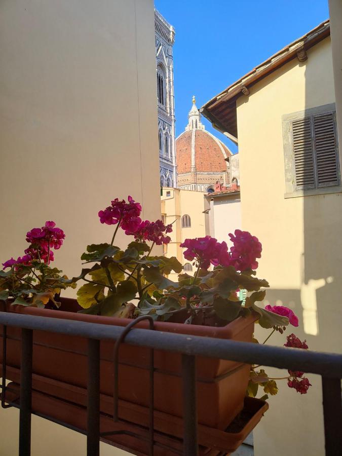 Accanto Al Duomo Florencia Exterior foto